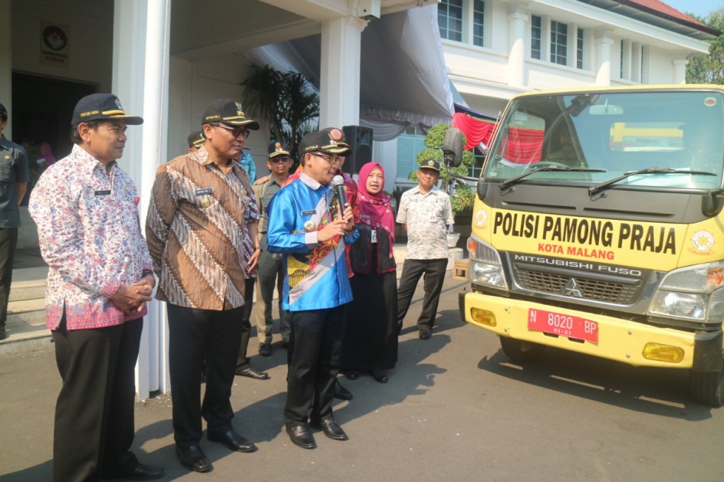 Pemkot Malang Kirim Dua Truk Bantuan untuk Bencana Sulteng