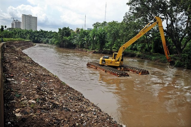DPRD DKI Desak Anies Normalisasi Sungai