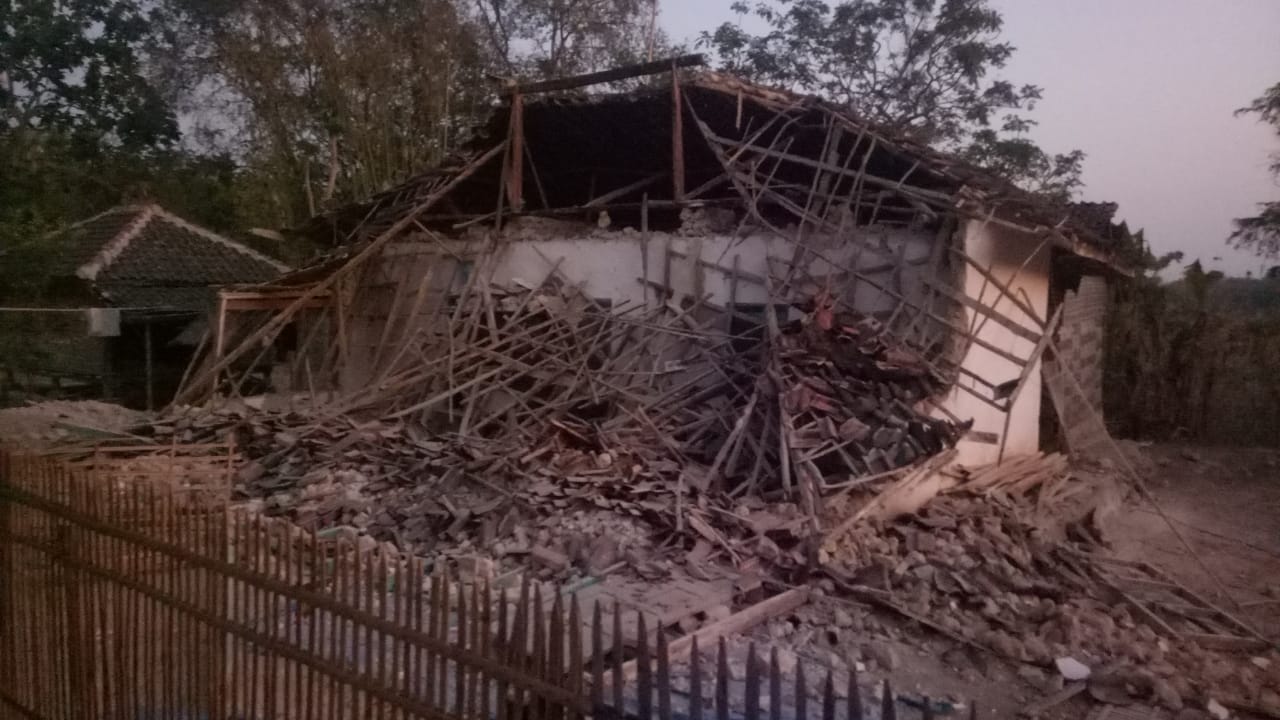 Soekarwo Jamin Rumah Warga Terdampak Gempa bakal Diperbaiki