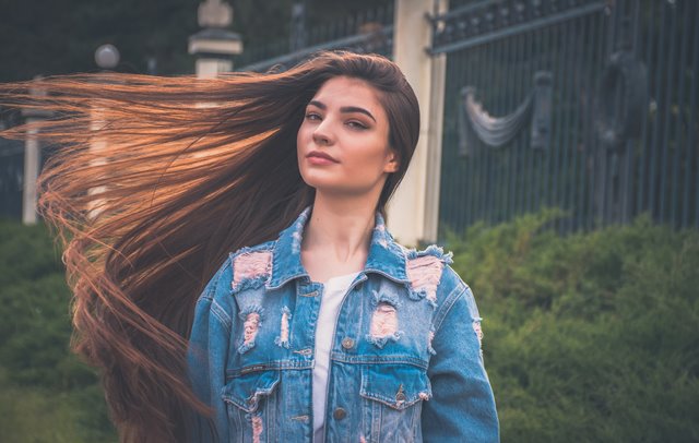 Empat Ciri Rambut Anda Kurang Vitamin