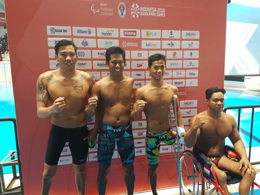 Tim Estafet Putra Para Renang Rebut Perunggu