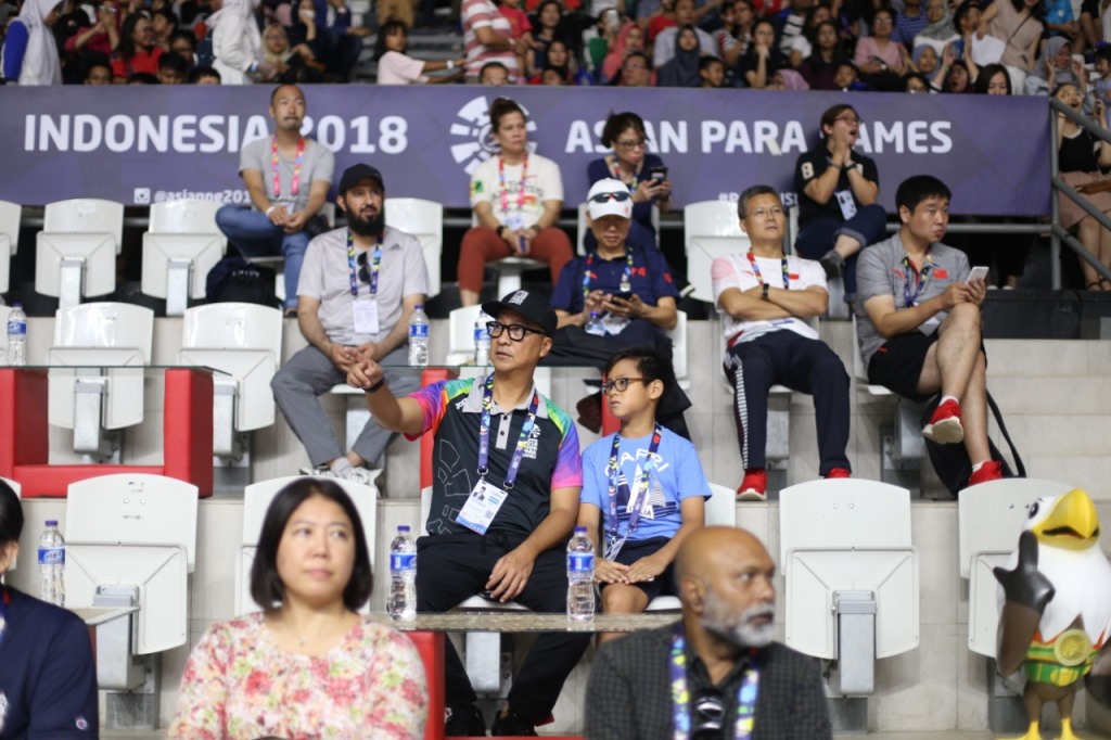 Mensos Terbawa Emosi Saksikan Semifinal Para Bulu Tangkis