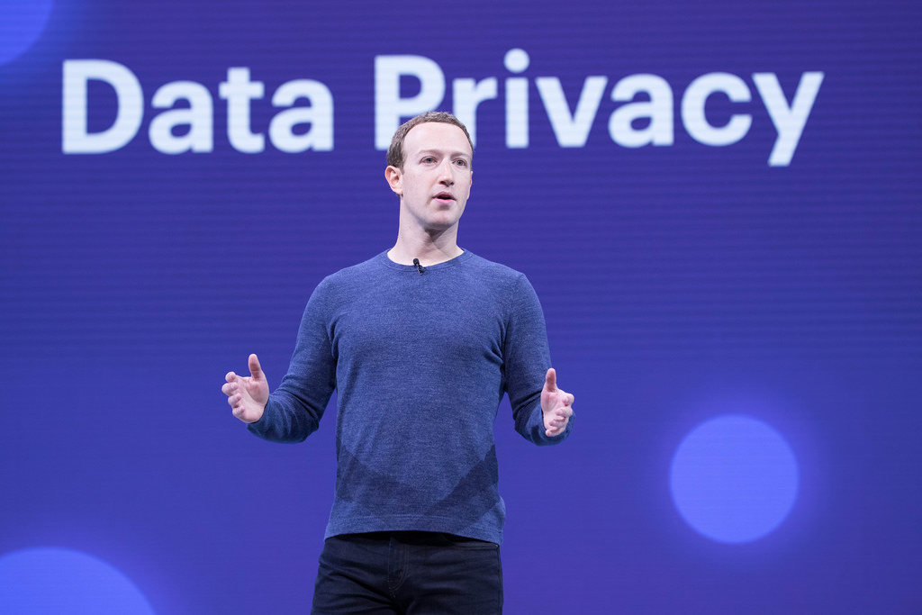 Banyak Skandal, Investor Facebook Ingin Gulingkan Zuckerberg