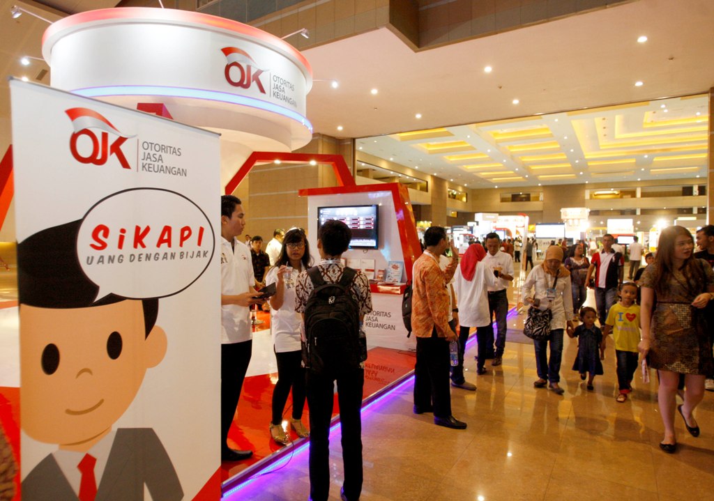 OJK Pastikan Perbankan Bisa Bersaing dengan <i>Fintech</i>