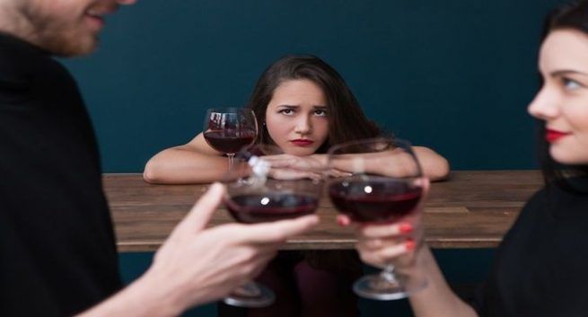 Tips Mengontrol Rasa Cemburu pada Pasangan