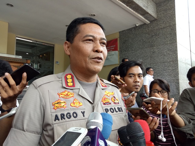 Ratna Dicecar soal Biaya Operasi Plastik