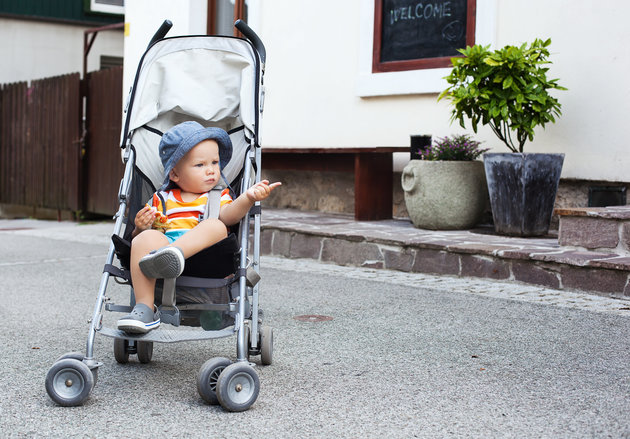 Empat Tanda Baby Stroller Bayi Harus Segera Dicuci
