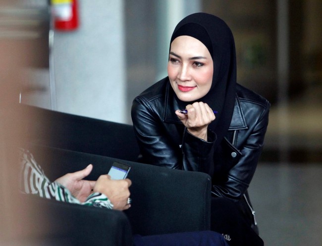 Steffy Batal Menikah dengan Irwandi