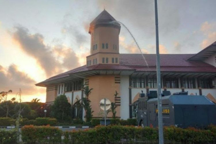 Ruang Kerja Pejabat Bintan Terbakar
