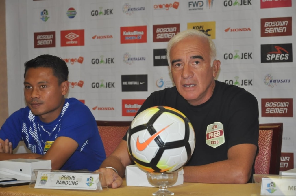 Jonathan Bauman dan Patrich Wanggai Bisa Dimainkan Melawan PSM