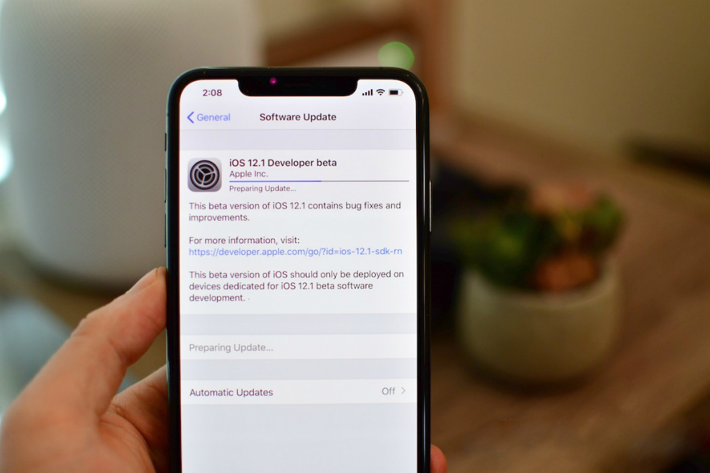 Apple Gulirkan iOS 12.1 Versi Pengembang ke-5
