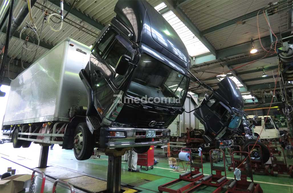 Ulik Layanan Telematik Bengkel UD Trucks Yokohama
