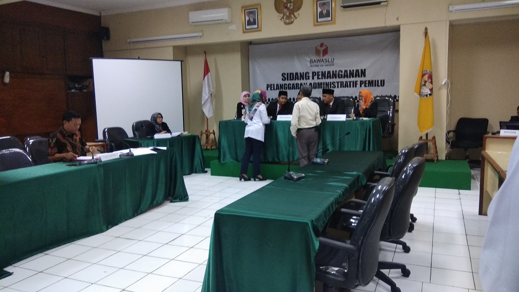 Videotron untuk Kampanye Bukan Milik DKI