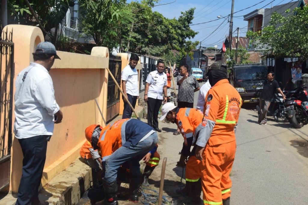 Antisipasi Banjir, Pemkot Makassar Kebut Bersihkan Drainase