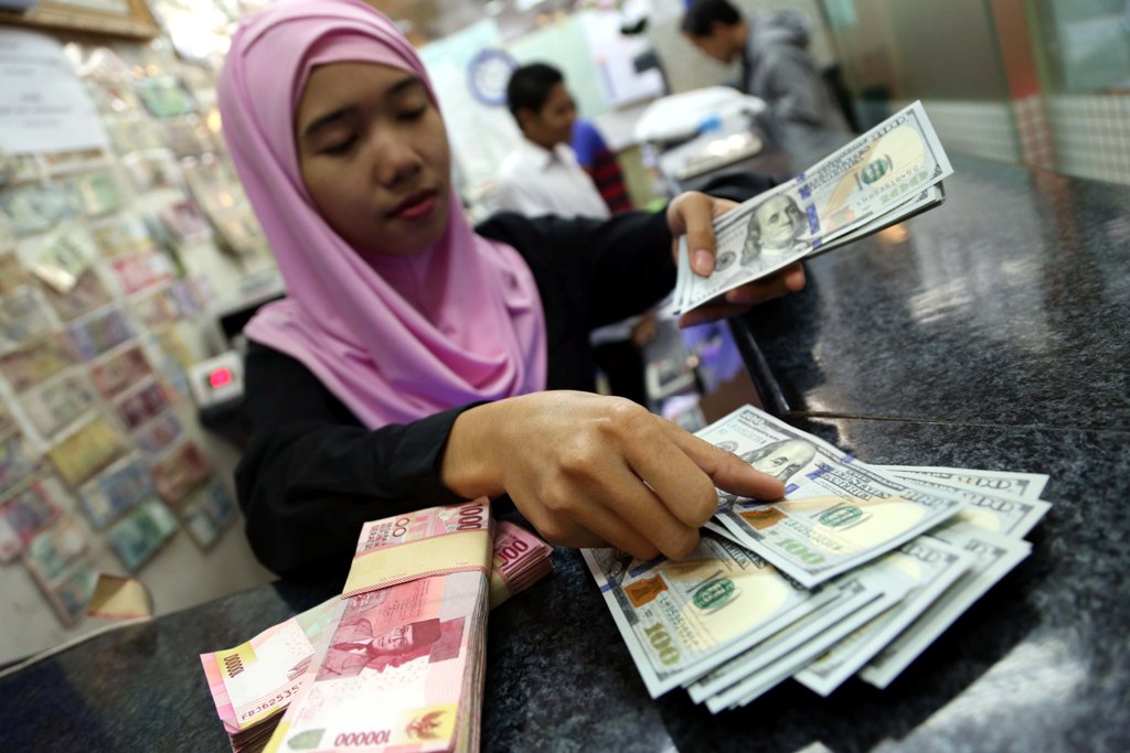 USD Siap Pamer Kekuatan dengan Mata Uang Lainnya