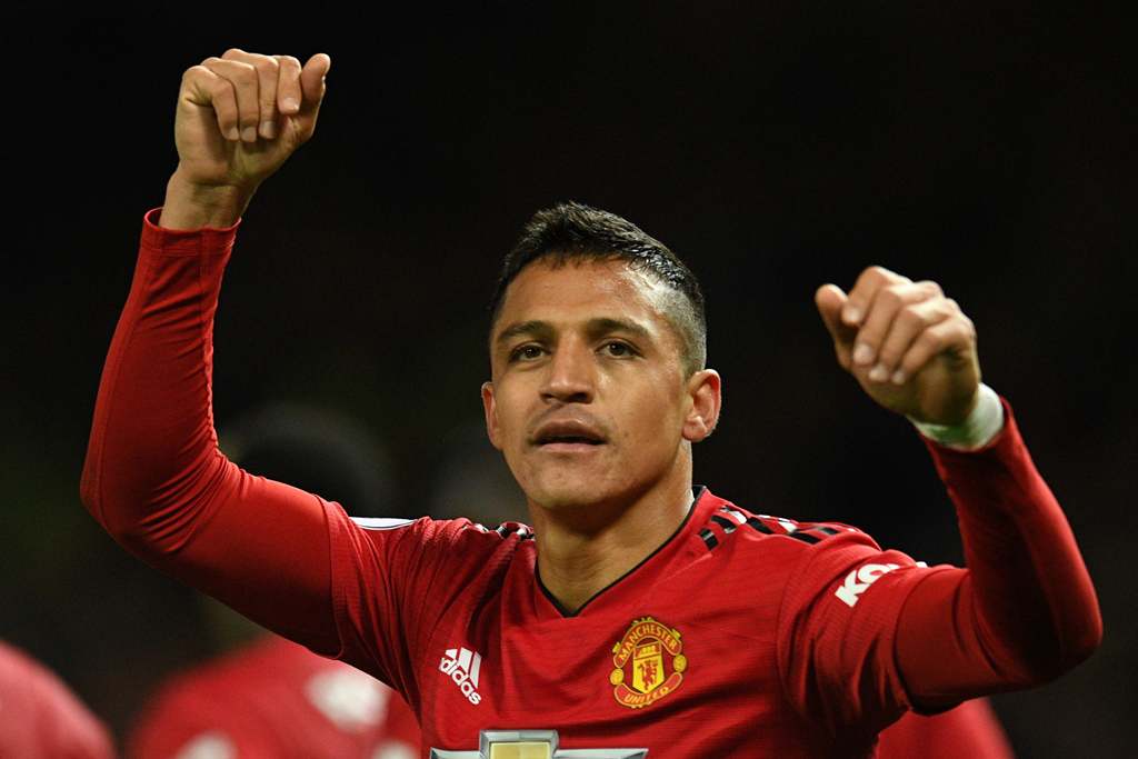 Sanchez Dipastikan Absen Kontra Everton
