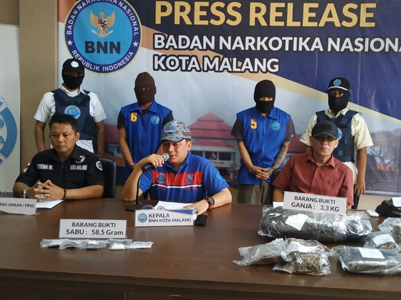 BNN Tangkap Bandar Ganja Kota Malang