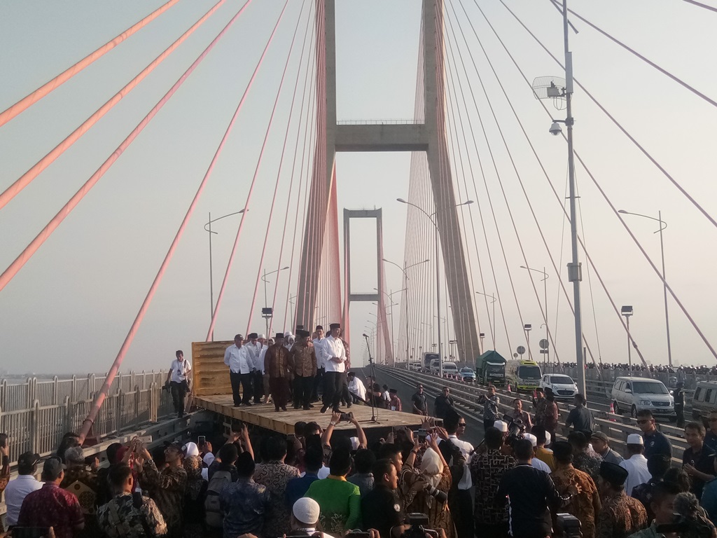 Jokowi Bantah Pembebasan Tarif Jembatan Suramadu untuk Kepentingan Pilpres