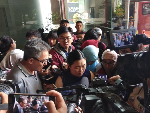 Keluarga Penumpang Lion Air JT610 Mendatangi Basarnas