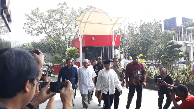 Amien Rais Menemui Ketua KPK