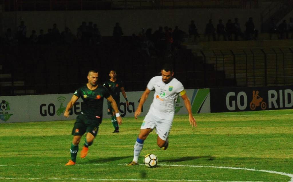 Aleksandar Rakic Bidik Top Skorer Liga 1