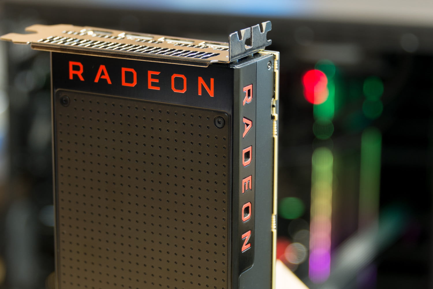 AMD Siapkan Kartu Grafis Alternatif GTX 1070