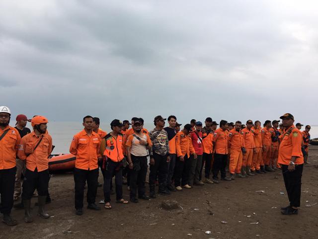 Hujan Tak Ganggu Pencarian Korban