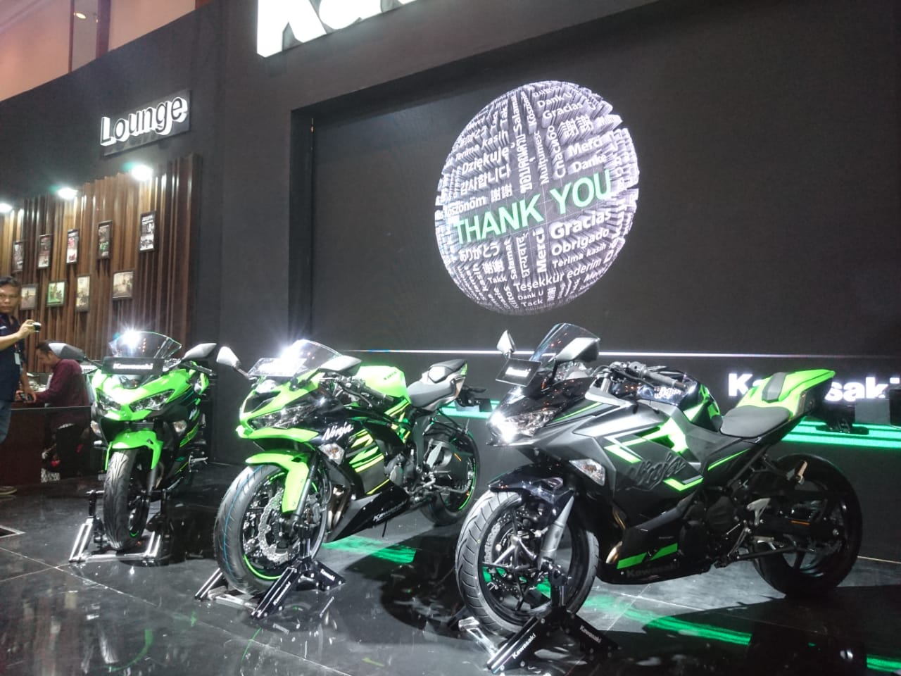 New Kawasaki Ninja 250 Dilengkapi Smart Key