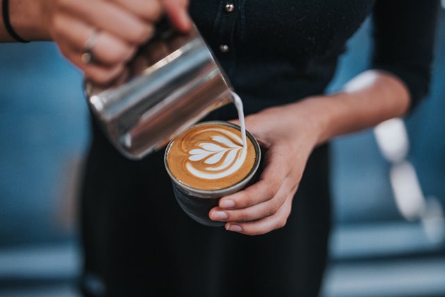 Alasan Minum Kopi Bisa Membuat Sakit Perut