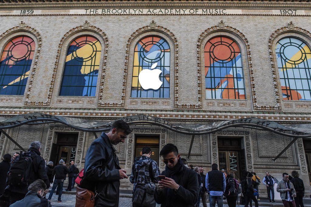 Apple tak Lagi Sebut Angka Penjualan Produknya