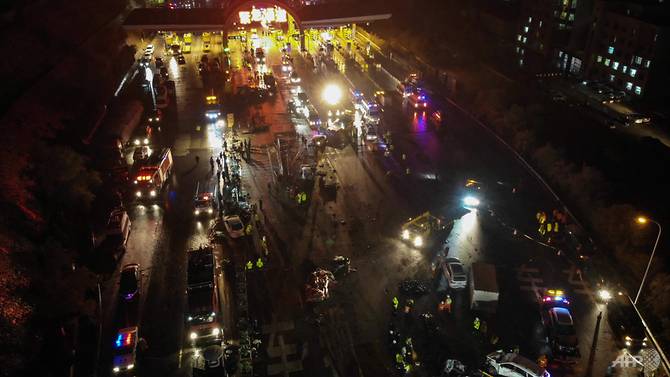 Truk Tabrak 31 Mobil di Tiongkok, 15 Orang Tewas