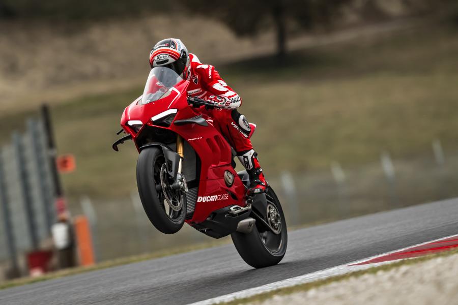 Ducati Panigale V4R dengan Teknologi WSBK
