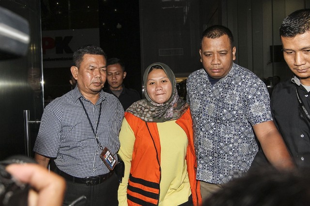 Neneng Kembalikan Suap Meikarta Rp3 Miliar