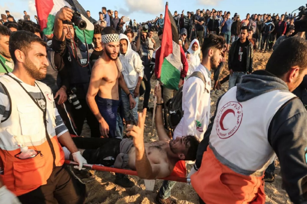 Pejuang Ikonis Palestina Terluka Diserang Israel