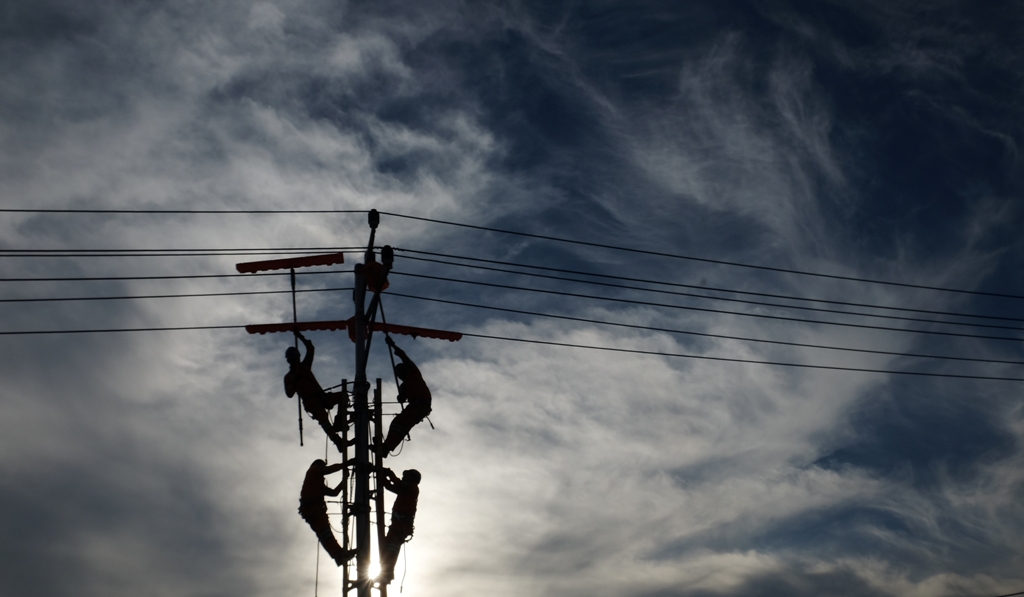 Rasio Elektrifikasi Sulut Capai 95,99%