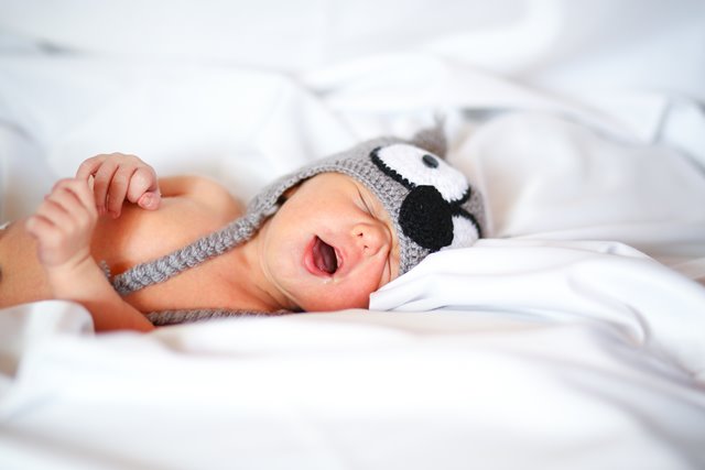 Bayi dari Ayah Berusia 35 Tahun Lebih, Berisiko Lahir Prematur?
