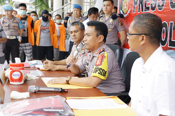 Sindikat Penggelapan Mobil dan Surat Bodong Ditangap