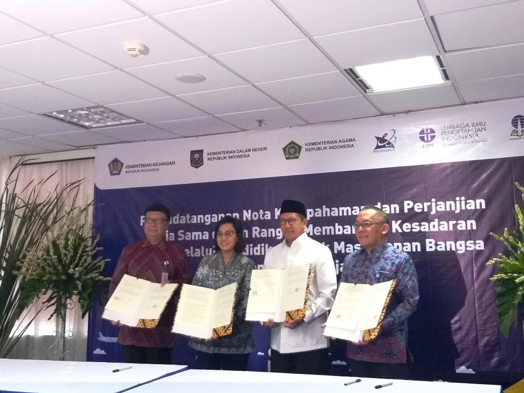 kementerian lembaga