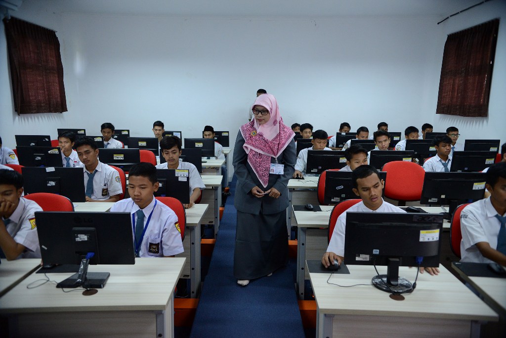 Guru Ditantang Kembangkan Pembelajaran HOTS
