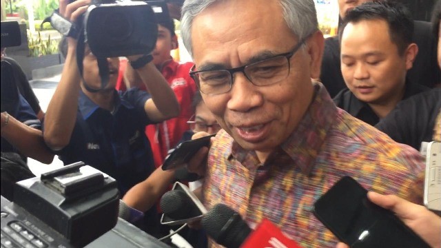 OJK Chairman Questioned by KPK