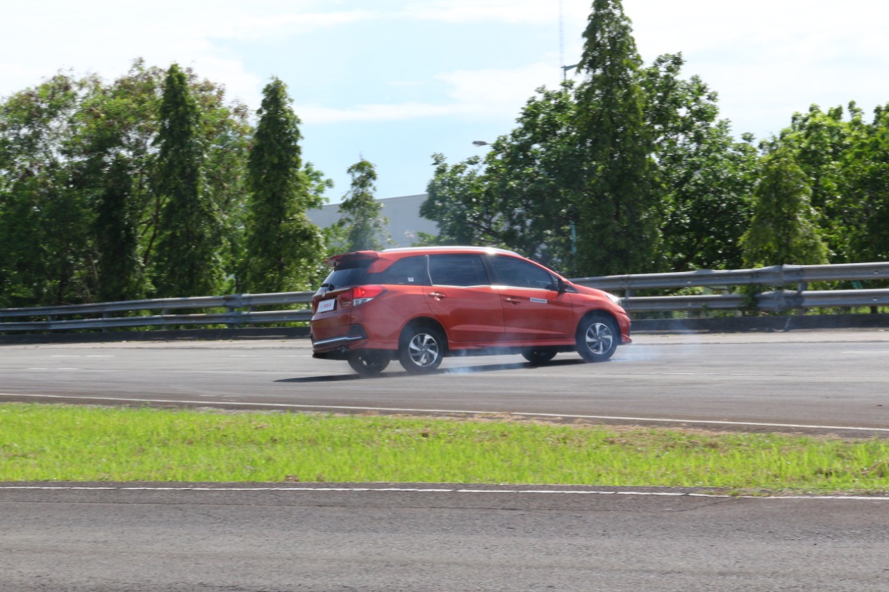 ESP Bisa Mengurangi 80 Persen Fatalitas Akibat Skidding