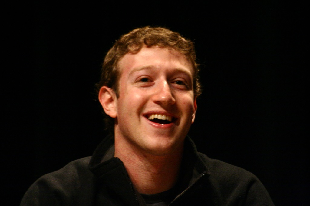 Facebook Bantah Soal Pemaksaan Penggunaan Android