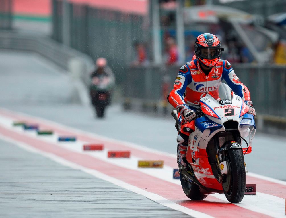 Zarco Terjatuh, Petrucci Lebih Cepat ketimbang Marquez