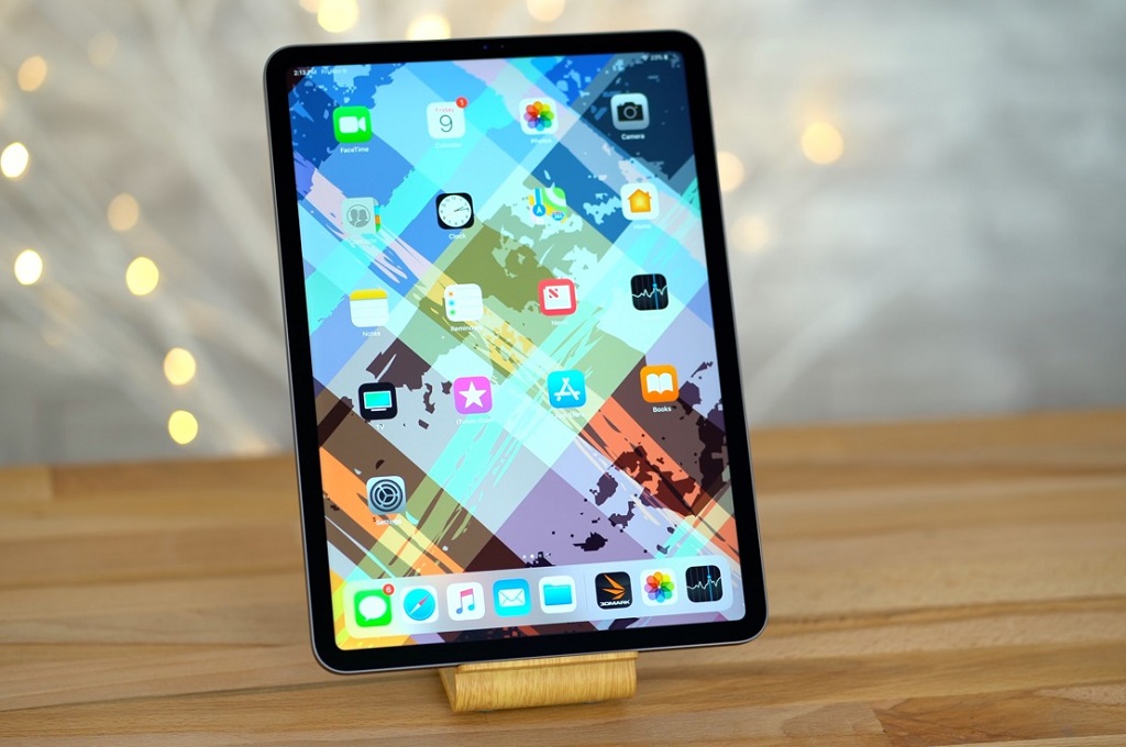 Apple iPad Pro 11 Gampang Bengkok Sama YouTuber