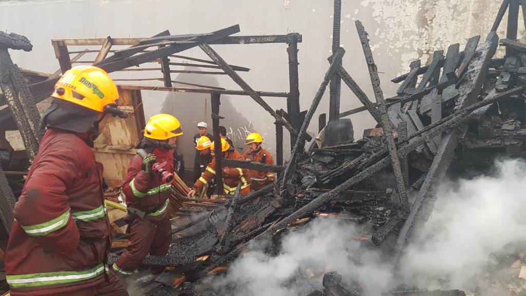 Puluhan Rumah dan Kios di Bandung Ludes Terbakar