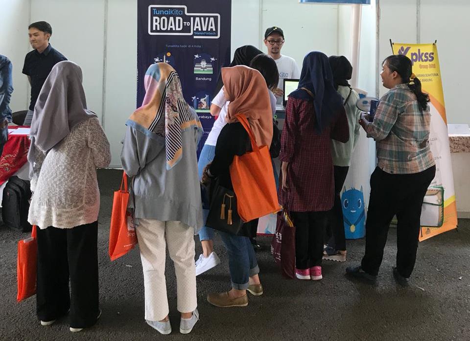 Mahasiswa Bandung Diajak Tingkatkan Inklusi Keuangan Nasional