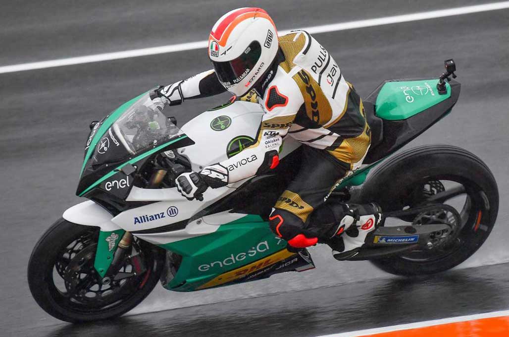 Pembalap Lawas, Jajal Kemampuan Energica Ego MotoE