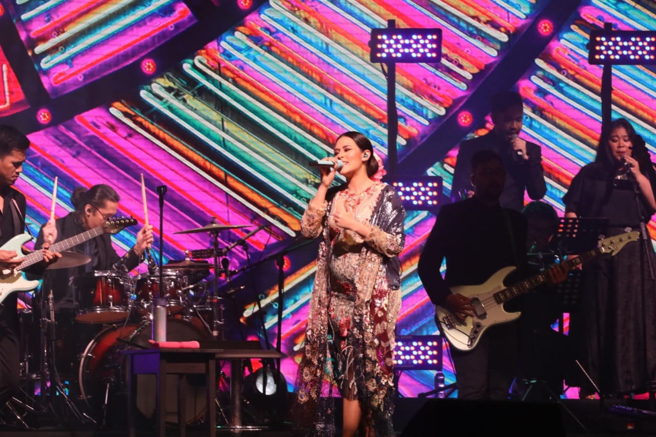 Spesial di Konser Fermata, Raisa Bawakan Lagu Baru yang Belum Dirilis