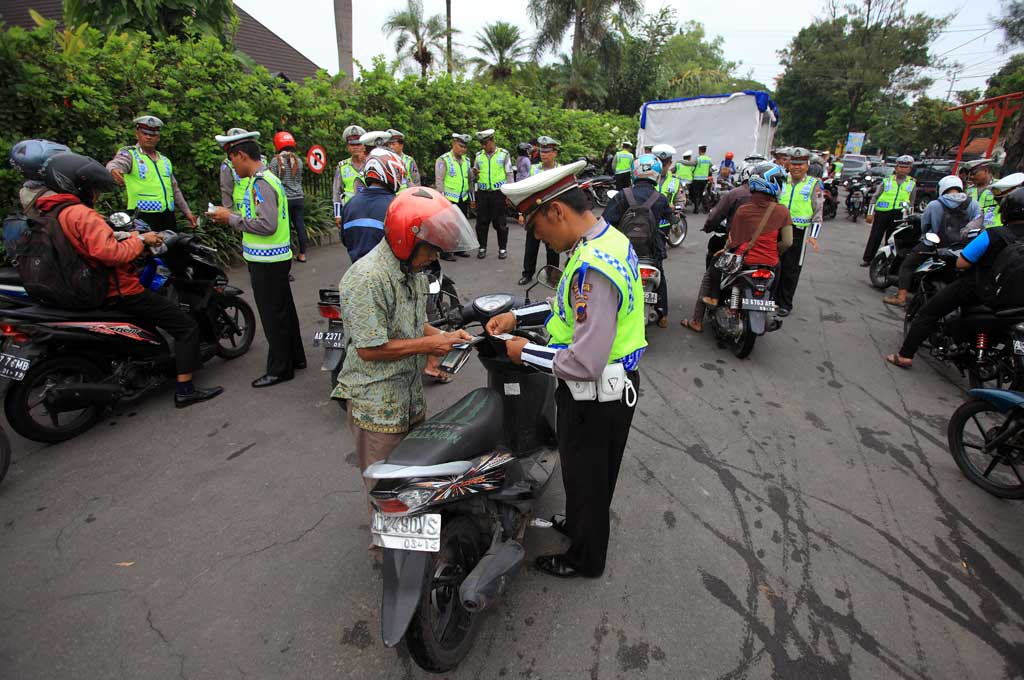 Telat Bayar Pajak, Polisi Boleh Sita Kendaraan?
