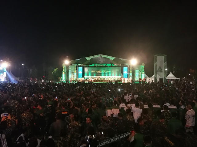 Jokowi Menghadiri Peringatan Maulid Nabi di Pekalongan